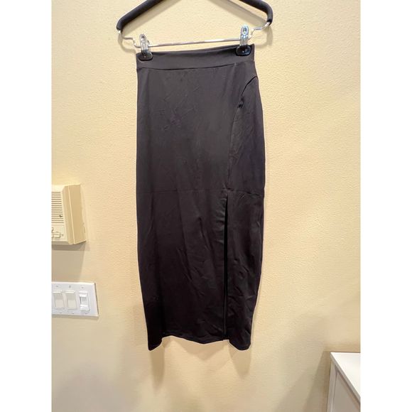 NEW Susana Monaco Midi Slit Skirt in Black Size XS REVOLVE MSRP $138 - Picture 5 of 9